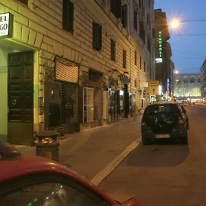 https://adorasuite-bb.it-romehotels.com
