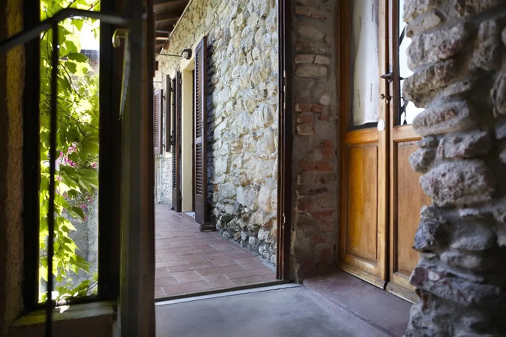 Alojamento de Acomodação e Pequeno-almoço Antico Borgo Sanda Lago Maggiore Casalzuigno